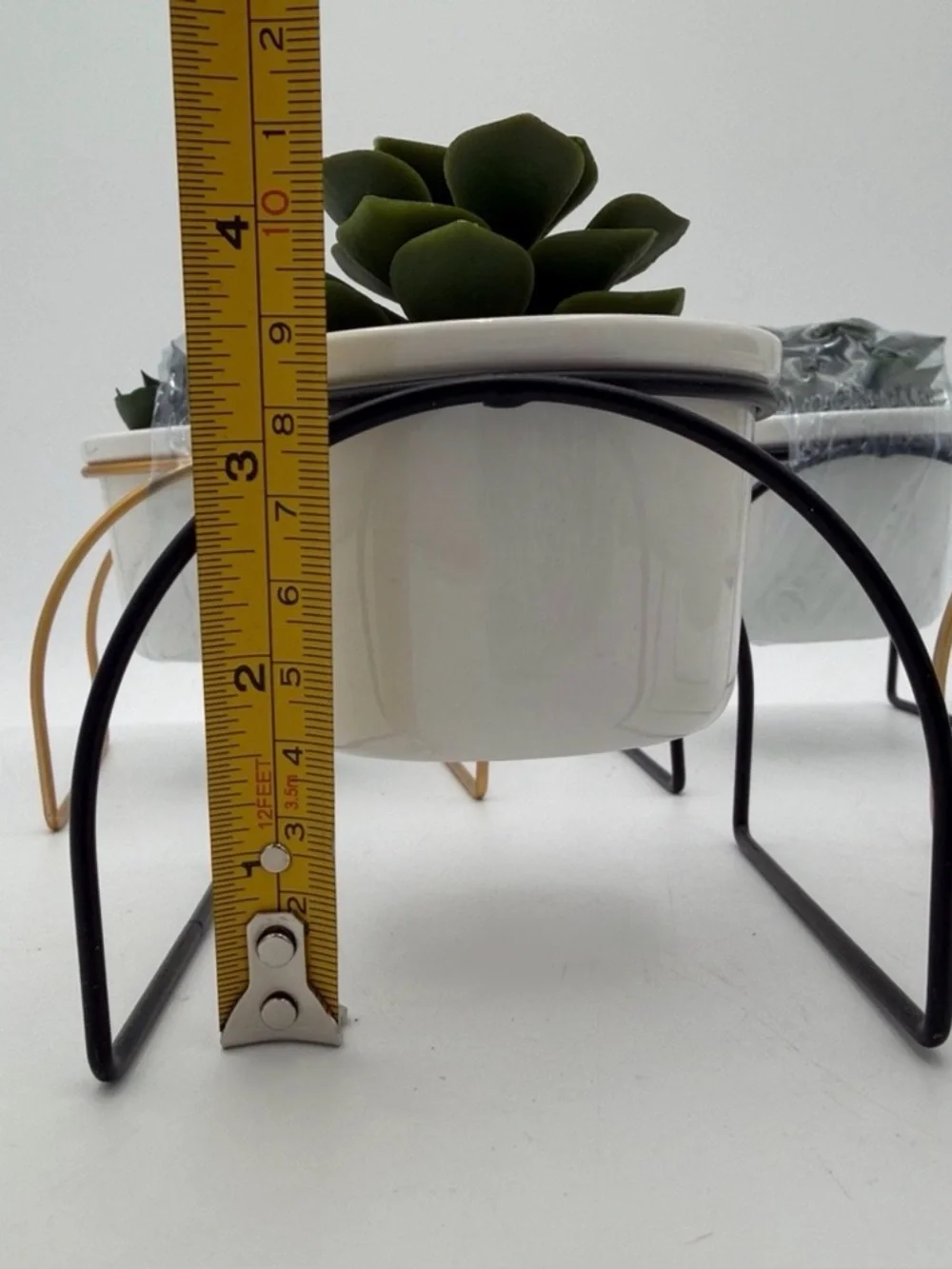 Set Of 4 White Ceramic Succulent Planter with Black and Gold Metal Stands